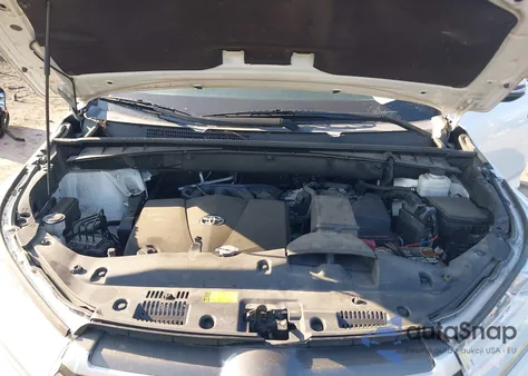 2019 Toyota Highlander Le from USA, damaged, VIN 5TDBZRFH8KS943916